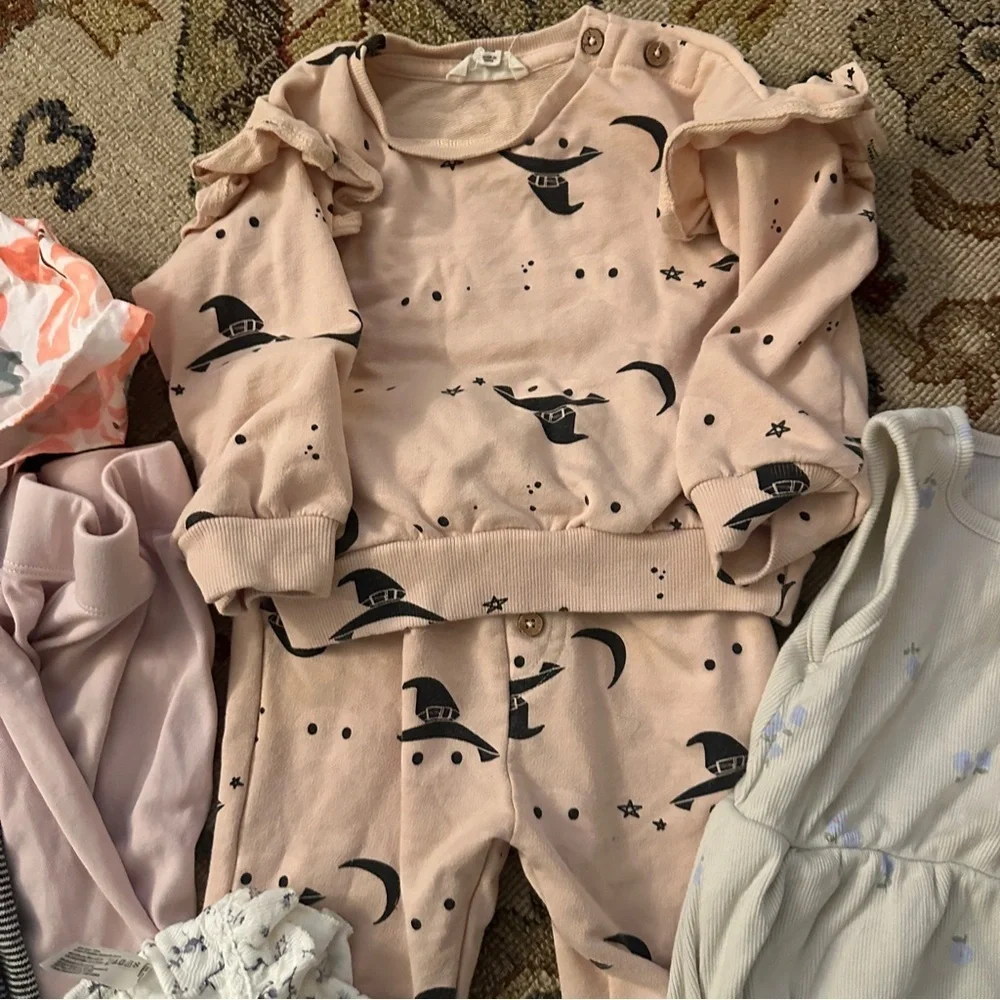 Carters Girls Pink Bundle sz 18 MO